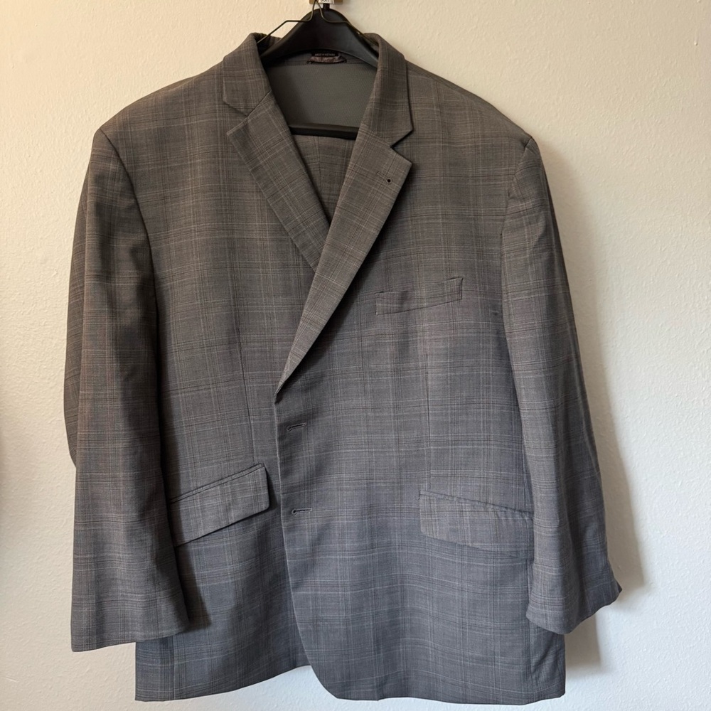 Joseph Abboud Gray Windowpane 2-Piece Suit | Size 54R Jacket, 49W Pants $85 - Picture 13 of 14
